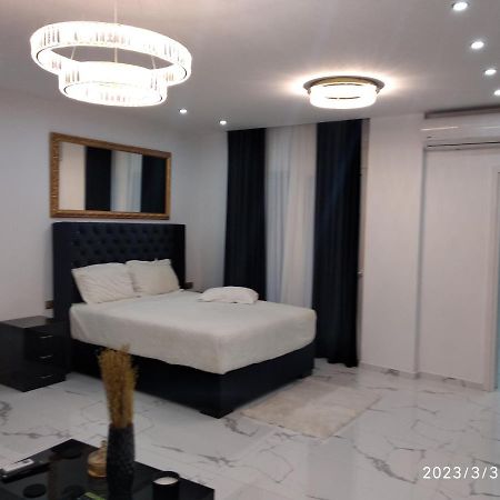 Despina'S Palace Apt Downtown كاندية المظهر الخارجي الصورة